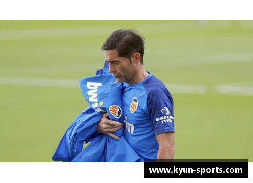 大卫带领球队赢得冠军的光辉时刻 大卫带领球队赢得冠军的光辉时刻